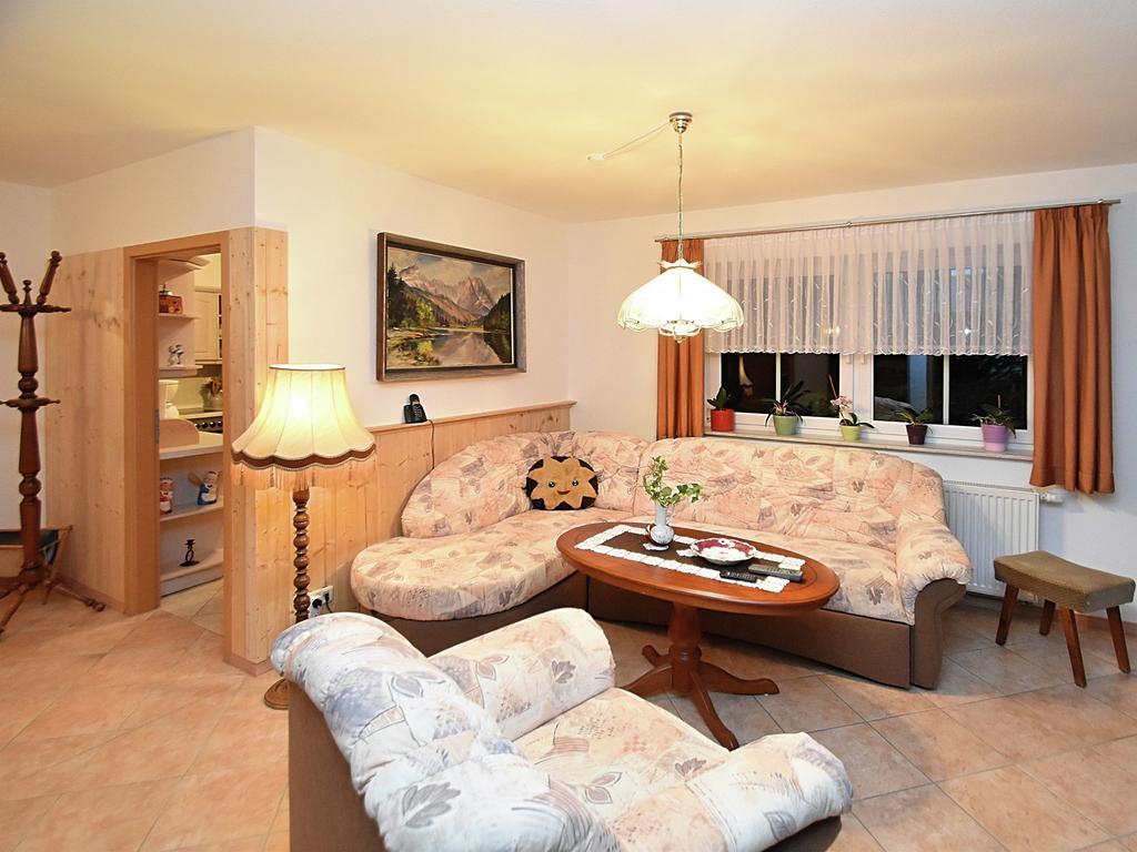 Apartment With Views Of The Ore Mountains Oelsnitz  エクステリア 写真