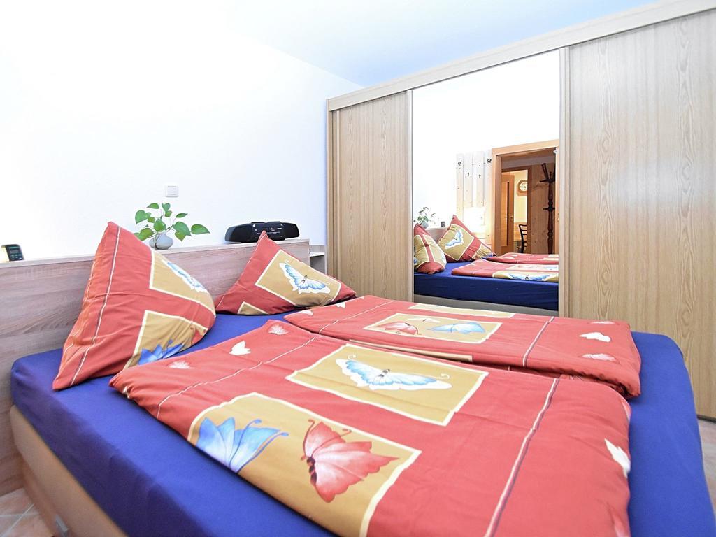 Apartment With Views Of The Ore Mountains Oelsnitz  エクステリア 写真